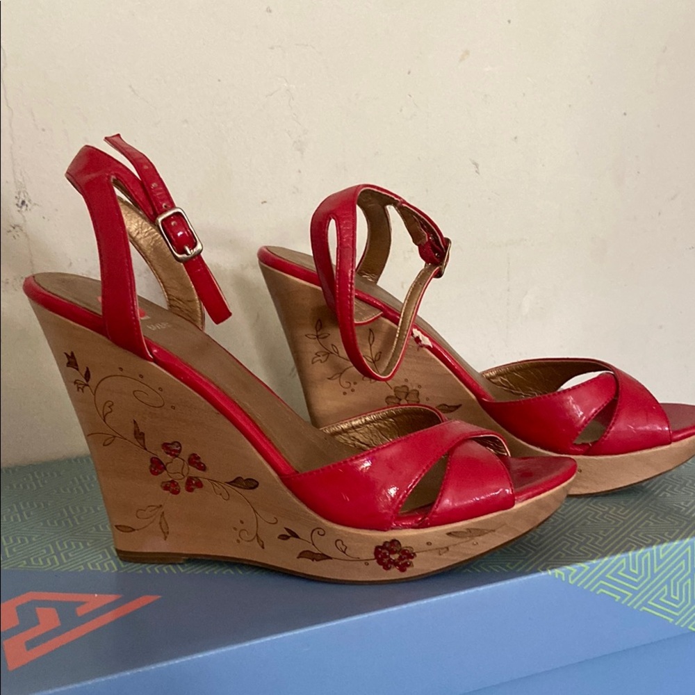 Bakers Red Wedge Sandals with Crisscross Straps